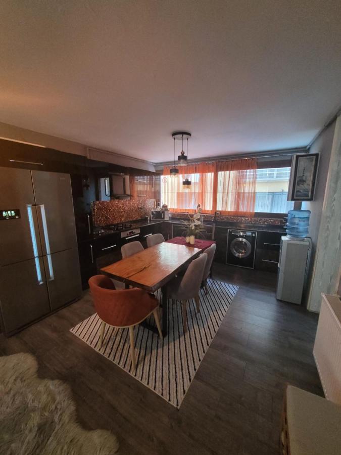 דירות איזמיר Hayat Apartman מראה חיצוני תמונה